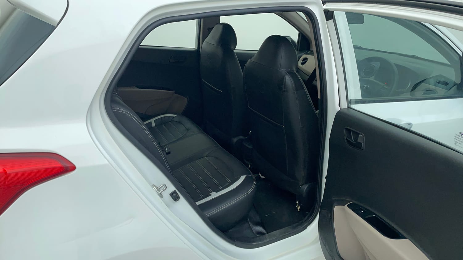 Used 2018 Hyundai Grand i10 Magna 1.2 Kappa VTVT Petrol Manual interior RIGHT SIDE REAR DOOR CABIN VIEW