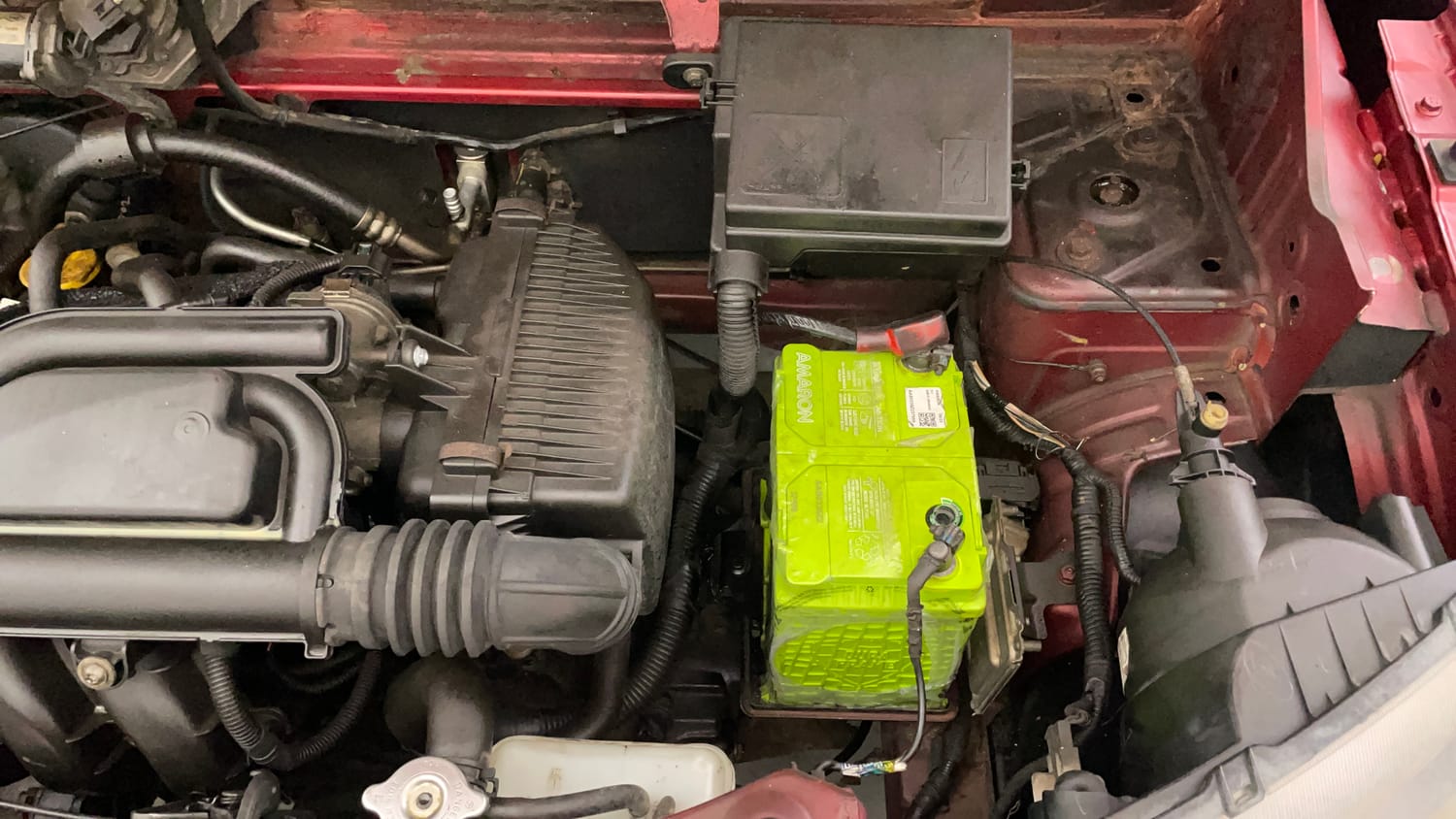 Used 2016 Renault Kwid RXT Petrol Manual engine ENGINE LEFT SIDE VIEW