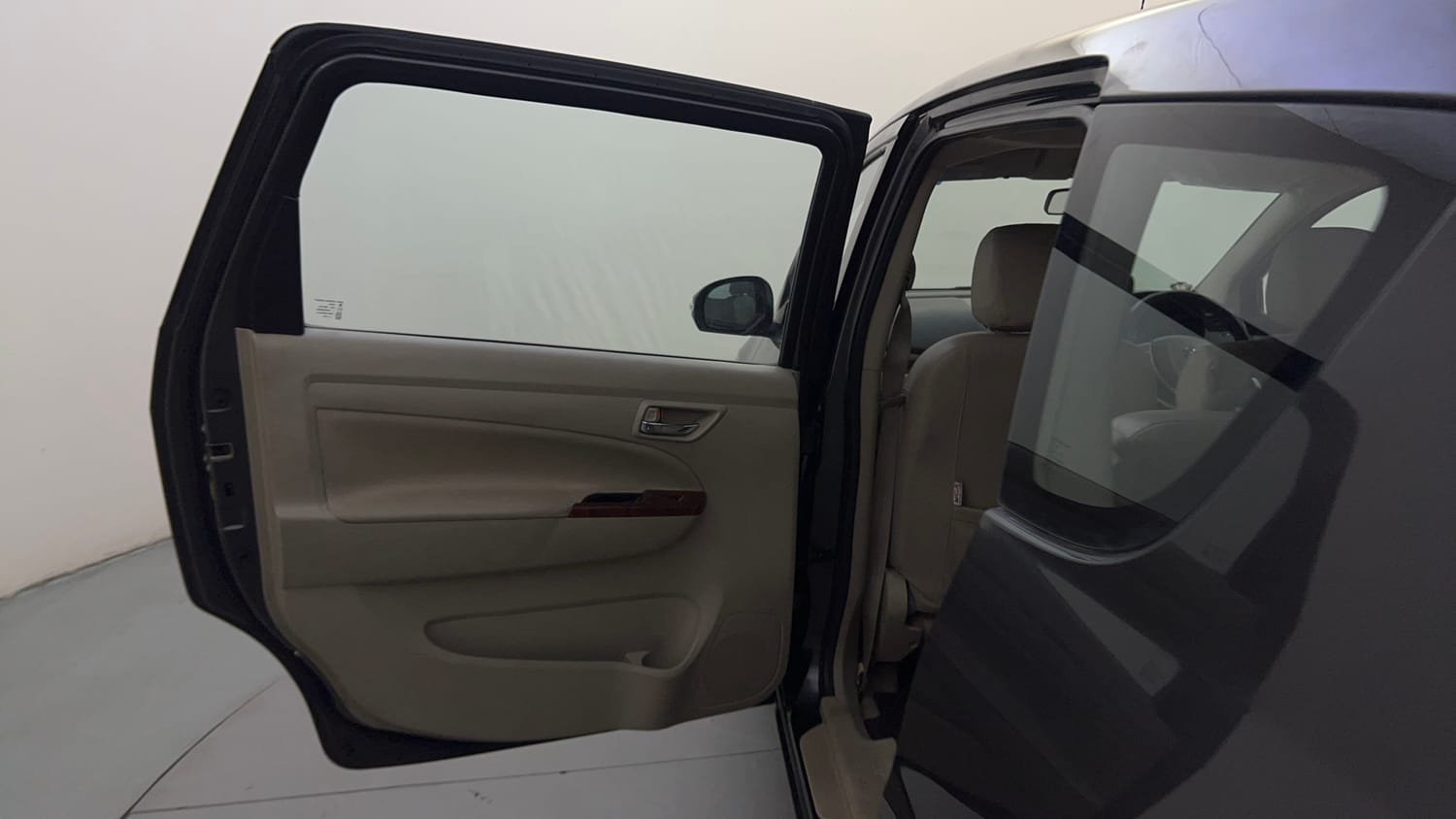 Used 2016 Maruti Suzuki Ertiga ZXI Petrol Manual interior LEFT REAR DOOR OPEN VIEW