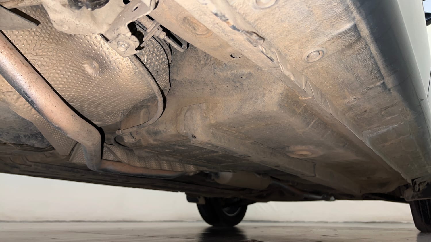 Used 2013 Toyota Etios G Petrol Manual extra REAR RIGHT UNDERBODY VIEW