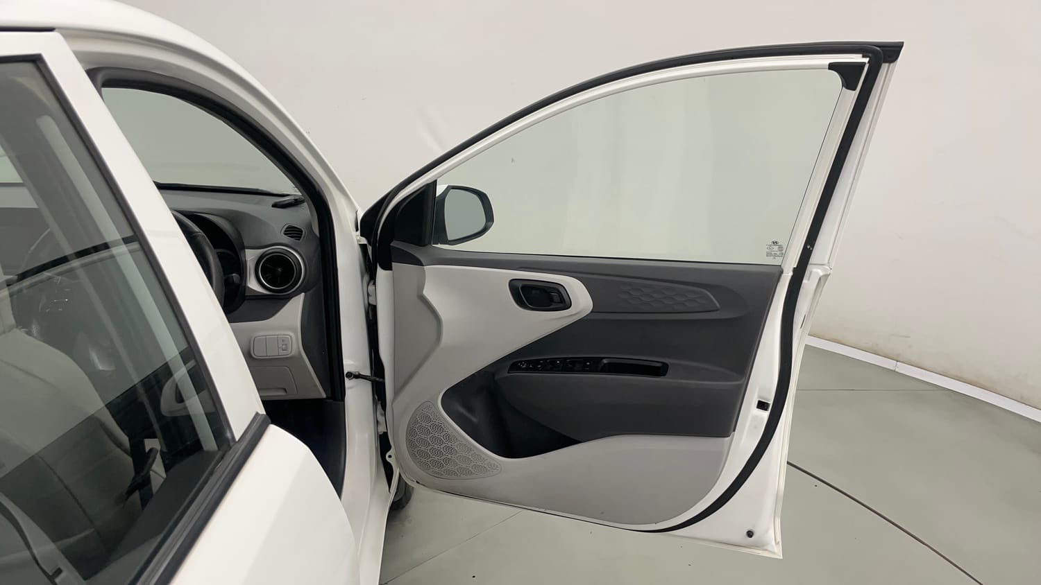 Used 2021 Hyundai Grand i10 Nios Magna Corporate Edition 1.2 Kappa VTVT Petrol Manual interior RIGHT FRONT DOOR OPEN VIEW