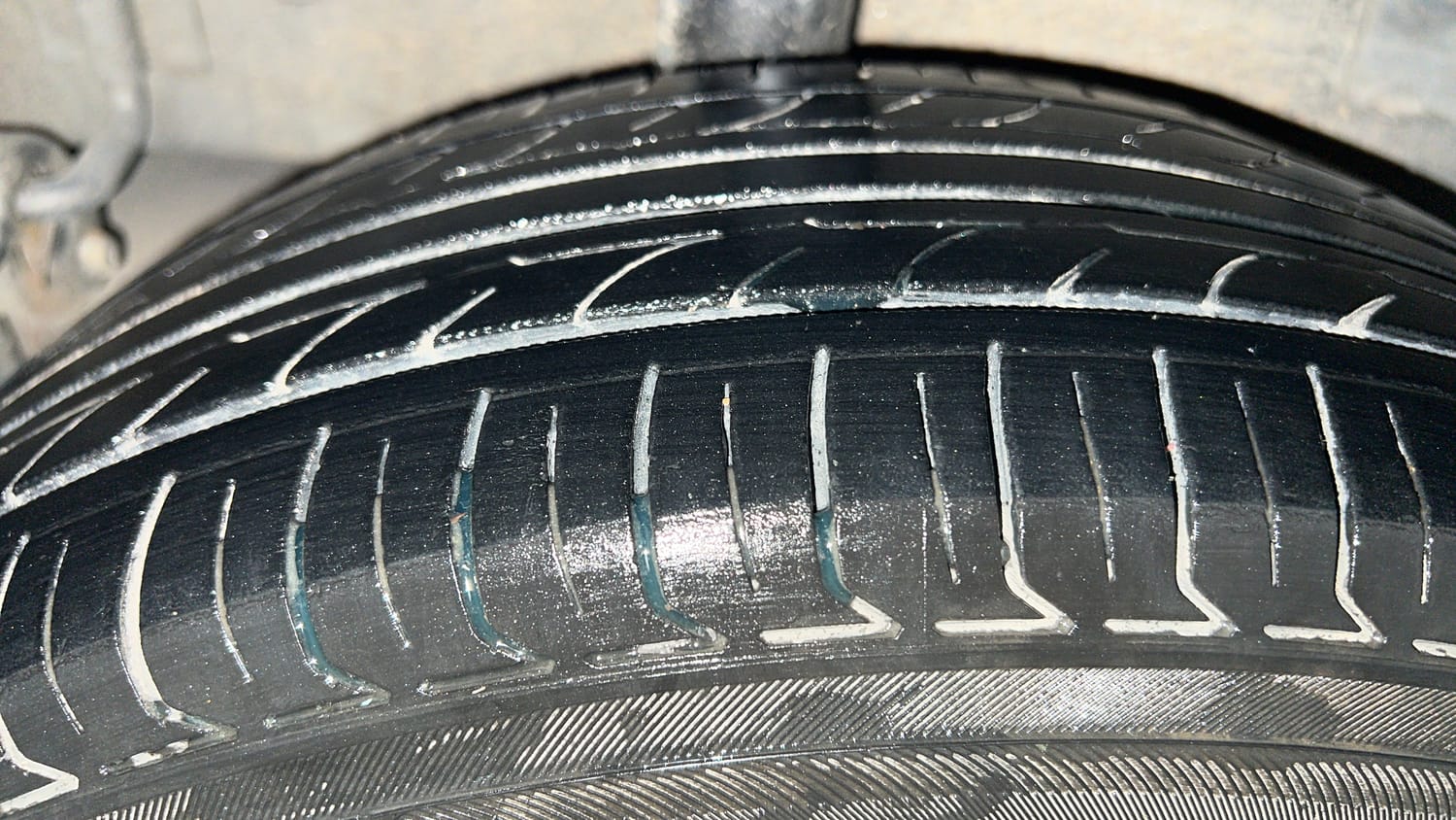 Used 2016 Maruti Suzuki Celerio VXi Petrol Manual tyres RIGHT REAR TYRE TREAD VIEW
