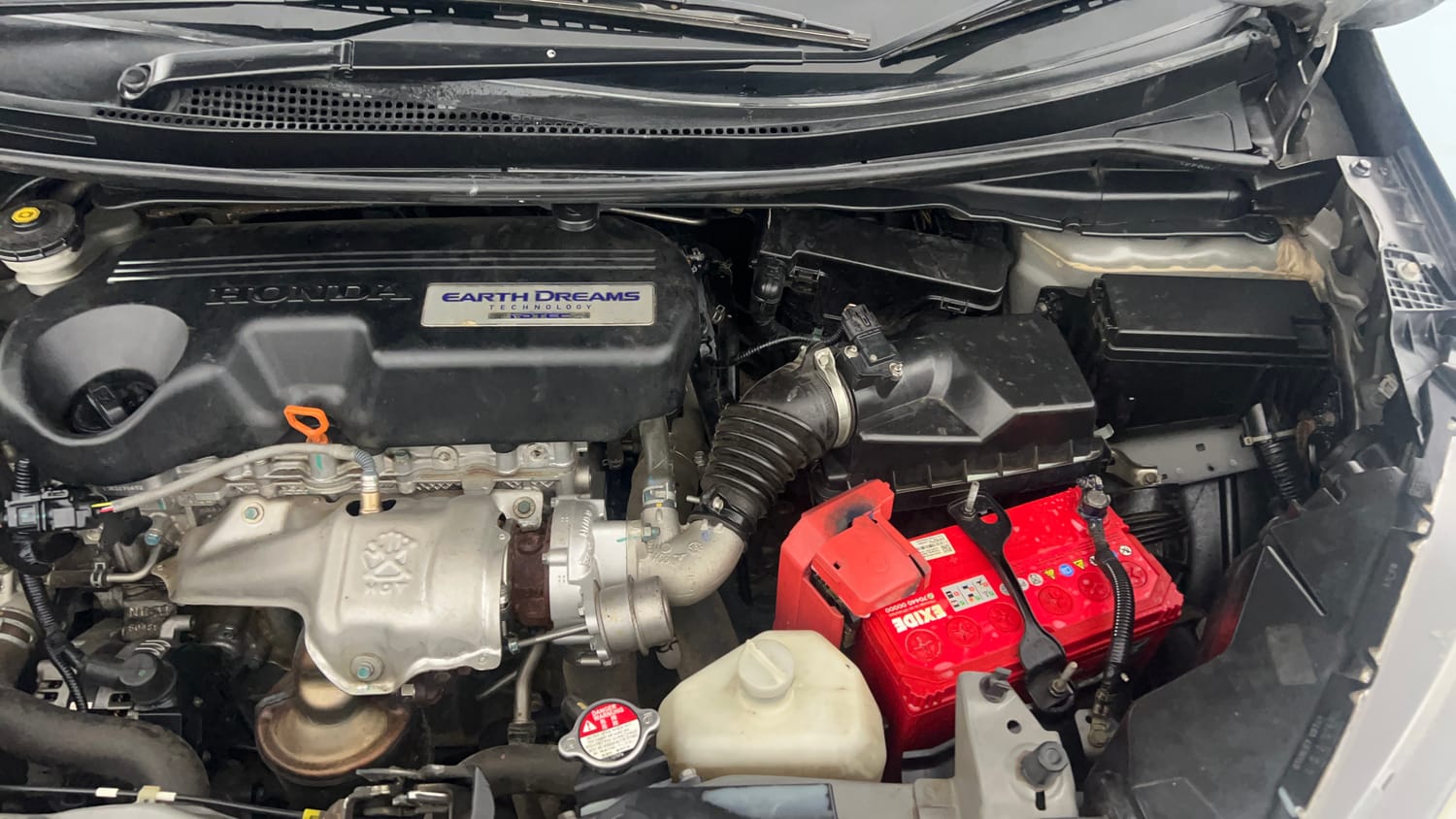 Used 2019 Honda WR-V VX MT Diesel Diesel Manual engine ENGINE LEFT SIDE VIEW