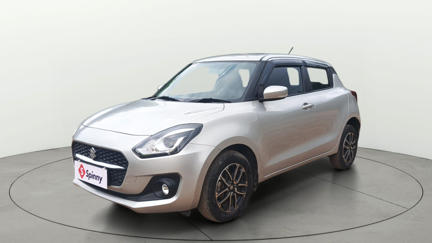 Used 2021 Maruti Suzuki Swift ZXi Plus Petrol Manual exterior LEFT FRONT CORNER VIEW