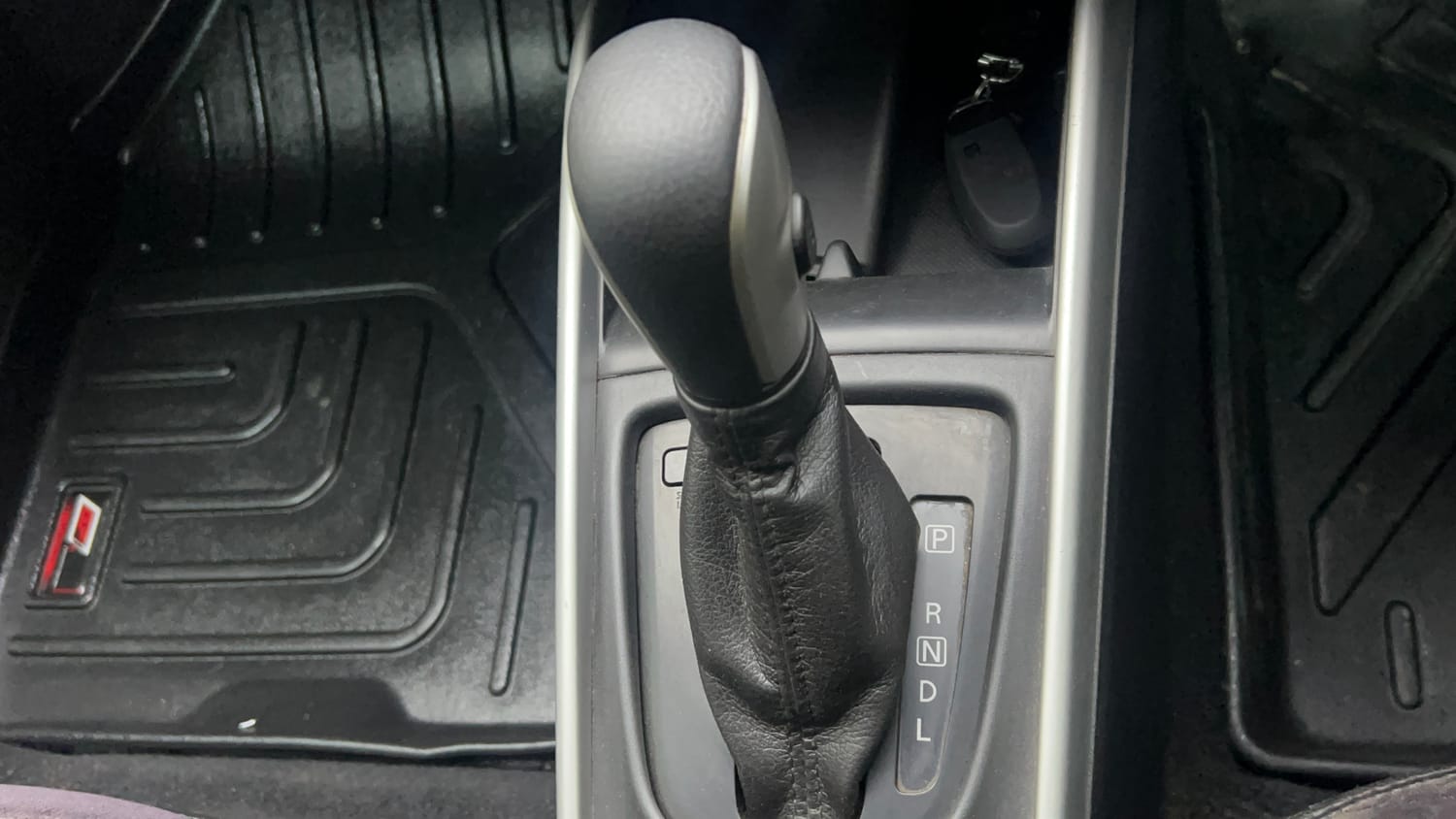 Used 2018 Maruti Suzuki Baleno Zeta 1.2 AT Petrol Automatic interior GEAR  KNOB VIEW