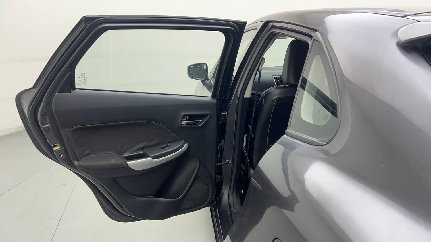 Used 2017 Maruti Suzuki Baleno Delta 1.2 Petrol Manual interior LEFT REAR DOOR OPEN VIEW