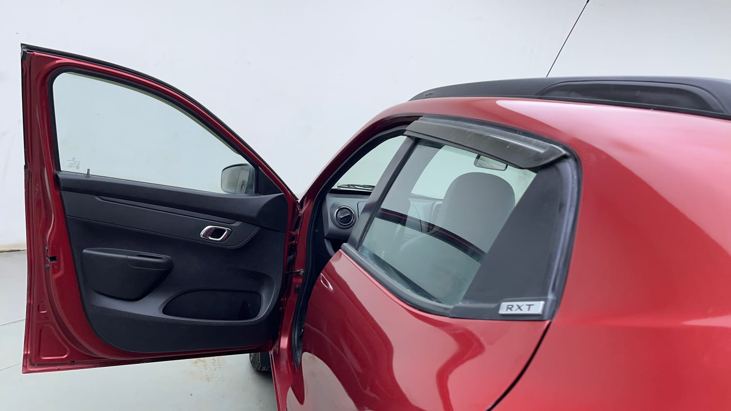 Used 2018 Renault Kwid RXT Petrol Manual interior LEFT FRONT DOOR OPEN VIEW