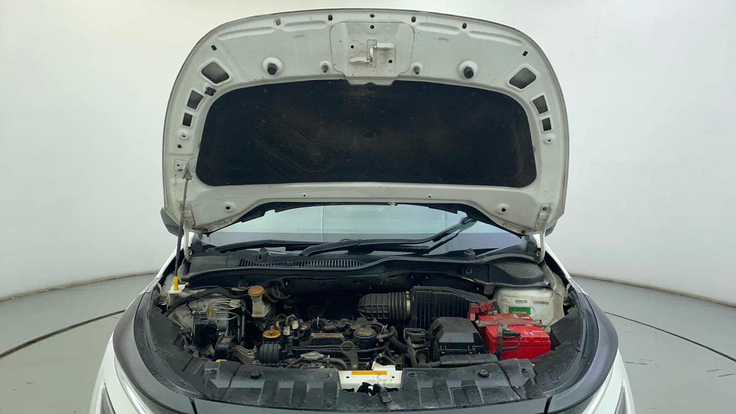 Used 2022 Tata Altroz XT Petrol Petrol Manual engine ENGINE & BONNET OPEN FRONT VIEW