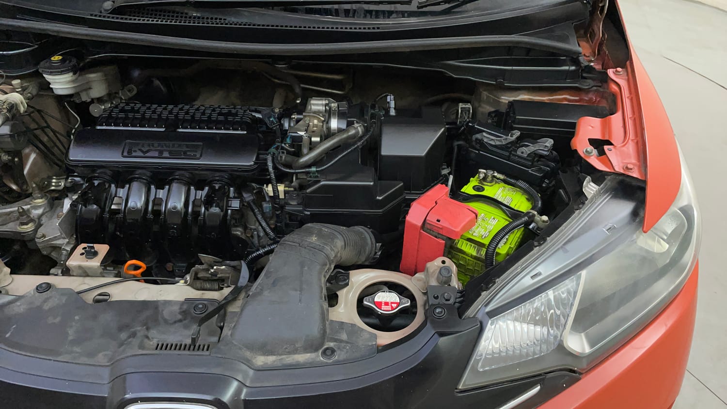 Used 2016 Honda Jazz V AT Petrol Petrol Automatic engine ENGINE LEFT SIDE VIEW