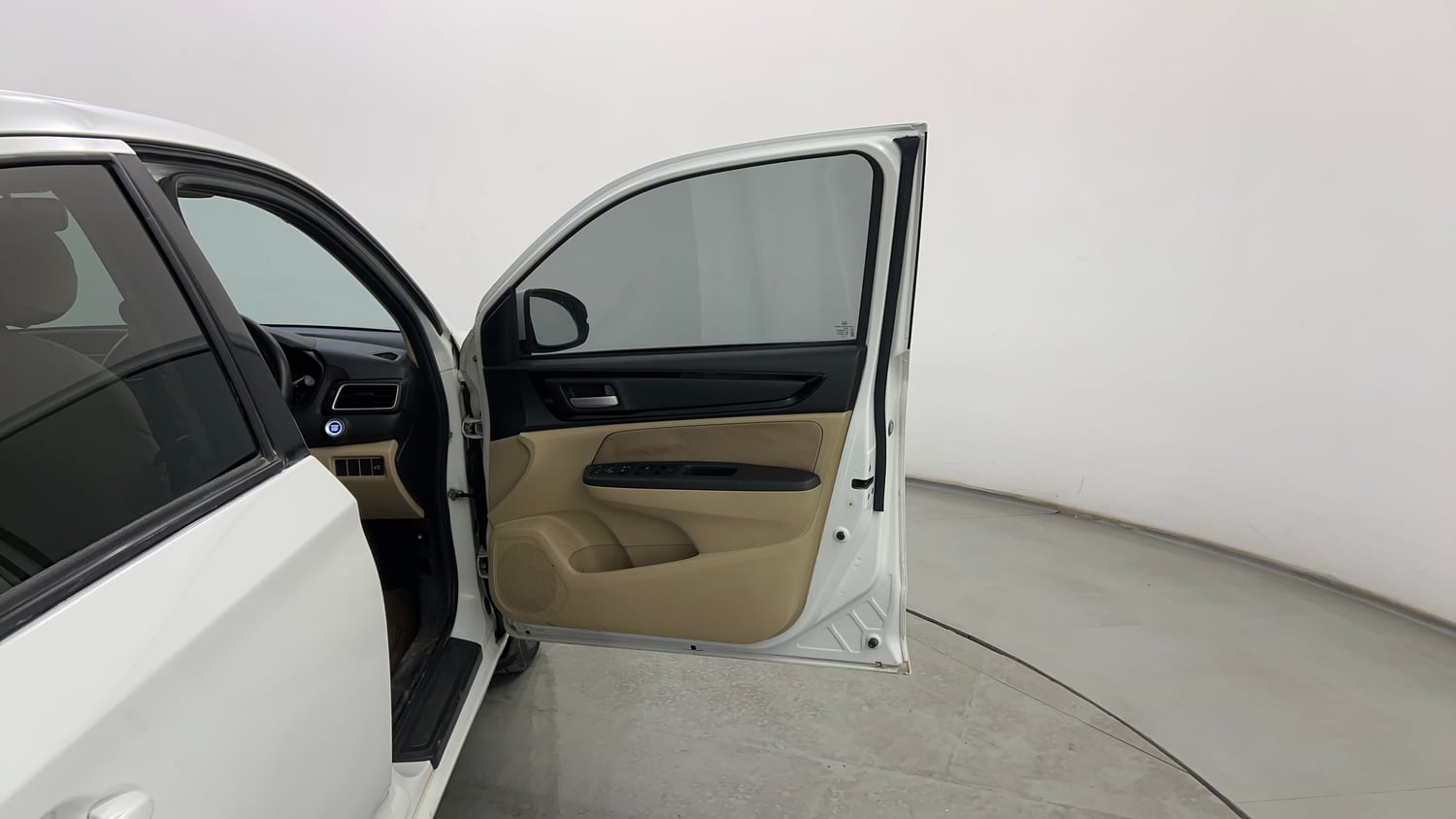 Used 2018 Honda Amaze 1.2 VX MT Petrol Petrol Manual interior RIGHT FRONT DOOR OPEN VIEW