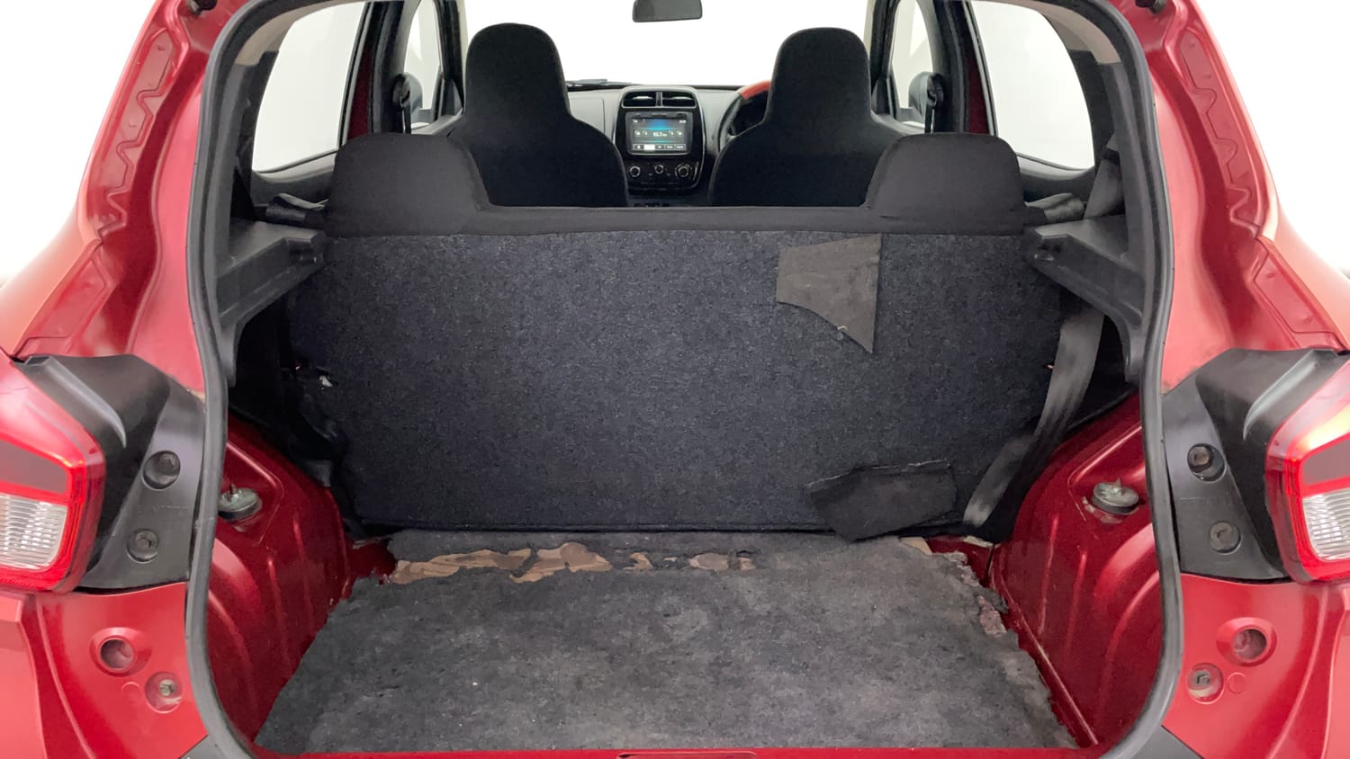 Used 2016 Renault Kwid RXT Petrol Manual interior DICKY INSIDE VIEW
