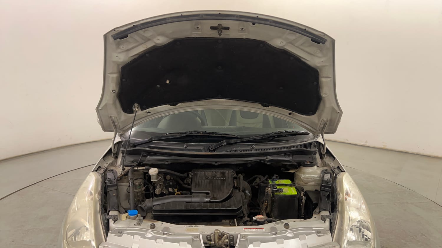 Used 2013 Maruti Suzuki Swift VXi Petrol Manual engine ENGINE & BONNET OPEN FRONT VIEW
