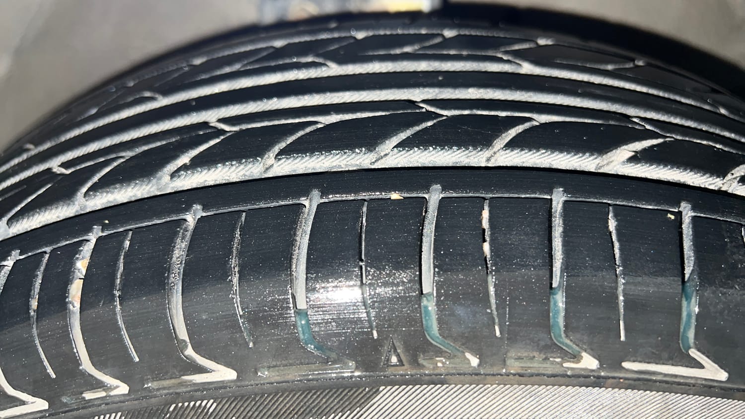 Used 2016 Maruti Suzuki Celerio VXi Petrol Manual tyres RIGHT FRONT TYRE TREAD VIEW