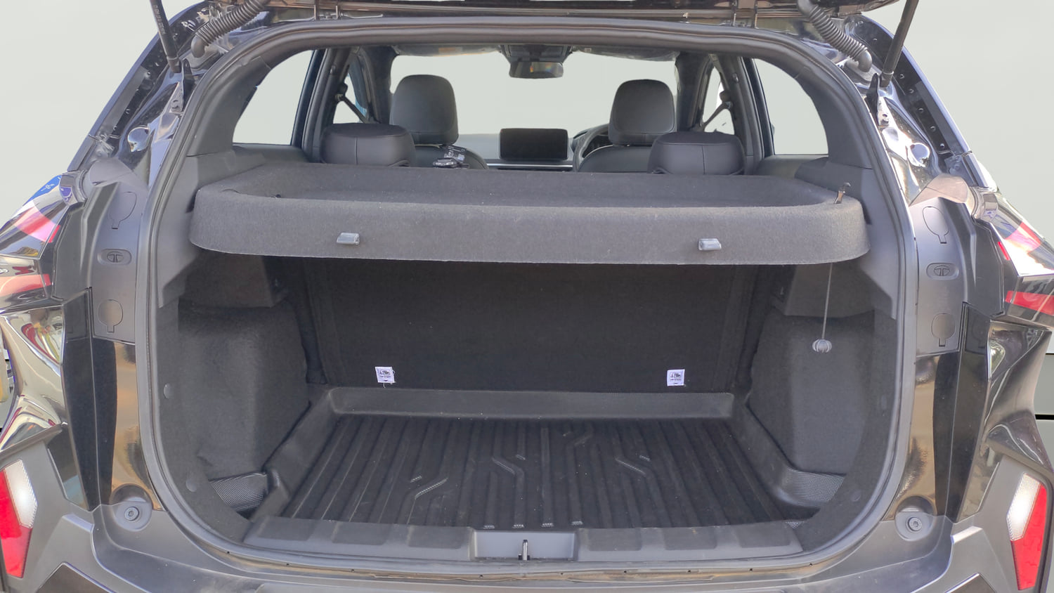 Used 2025 Tata Nexon Creative Plus (S) 1.2 Petrol 6MT Dark Edition Petrol Manual interior DICKY INSIDE VIEW
