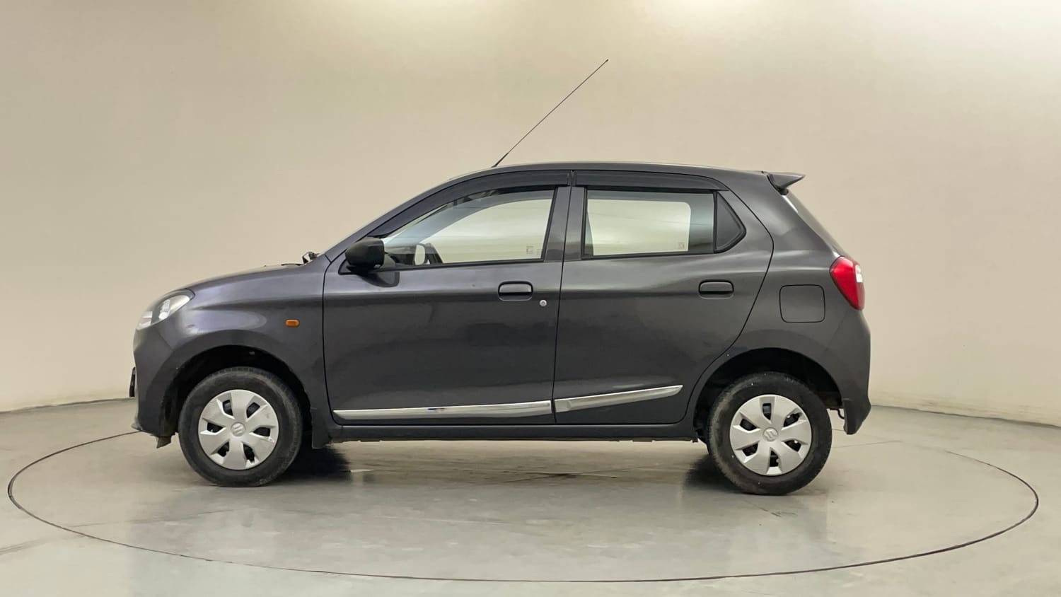 Used 2023 Maruti Suzuki Alto K10 VXi Petrol Manual exterior LEFT SIDE VIEW