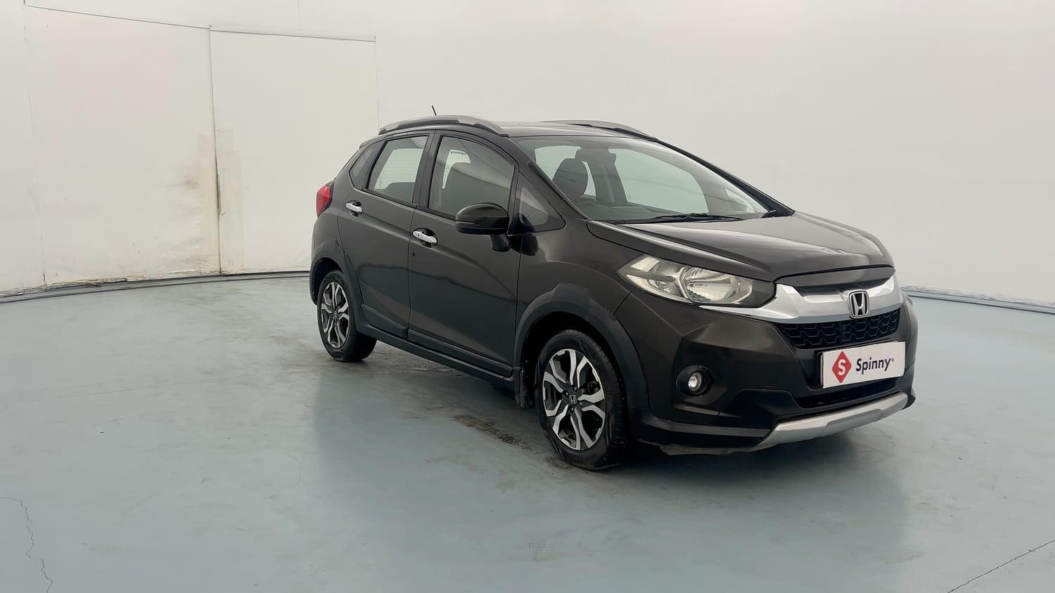 Used 2019 Honda WR-V VX MT Diesel Diesel Manual exterior RIGHT FRONT CORNER VIEW