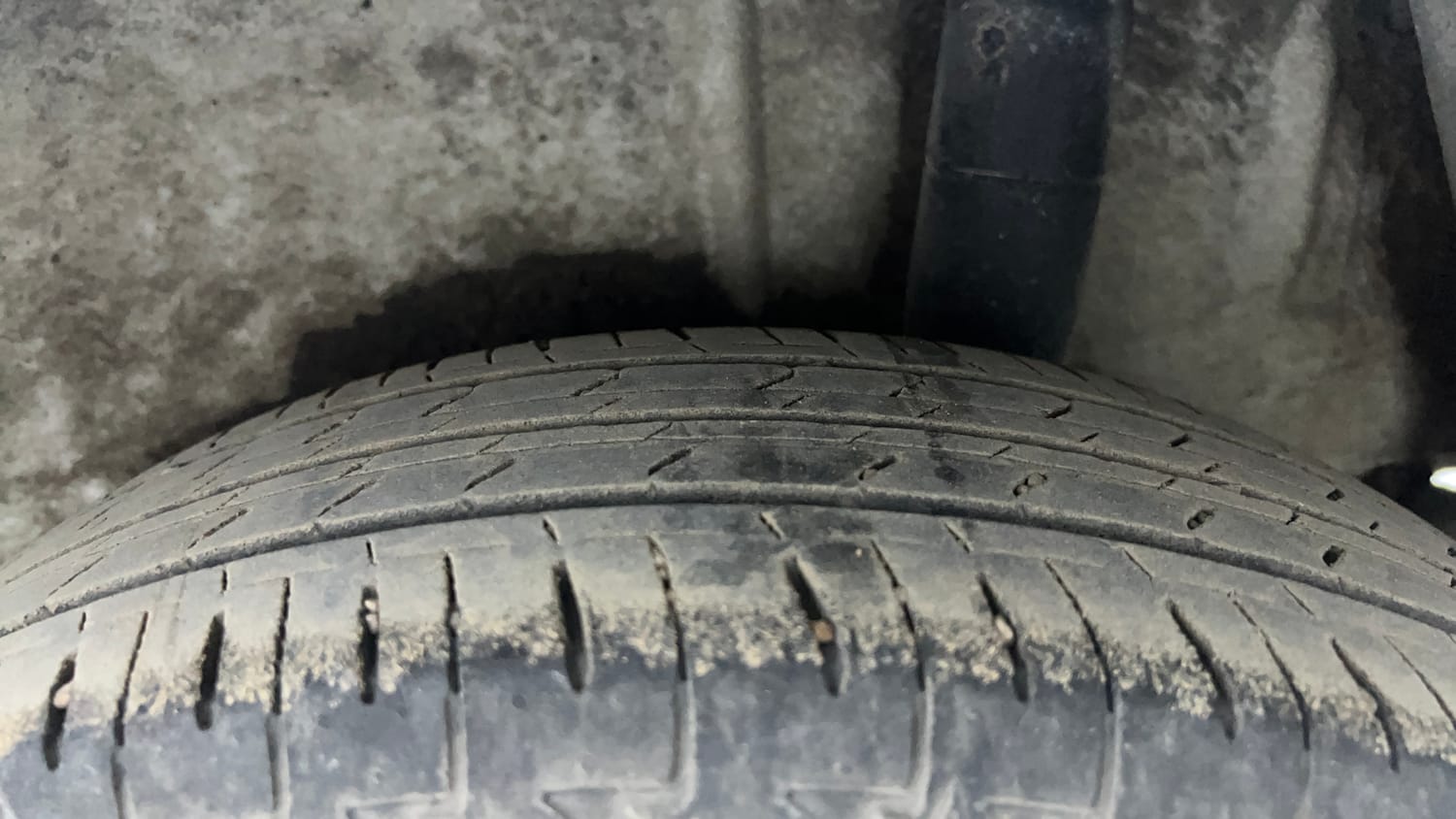 Used 2023 Maruti Suzuki Celerio VXi Petrol Manual tyres LEFT REAR TYRE TREAD VIEW