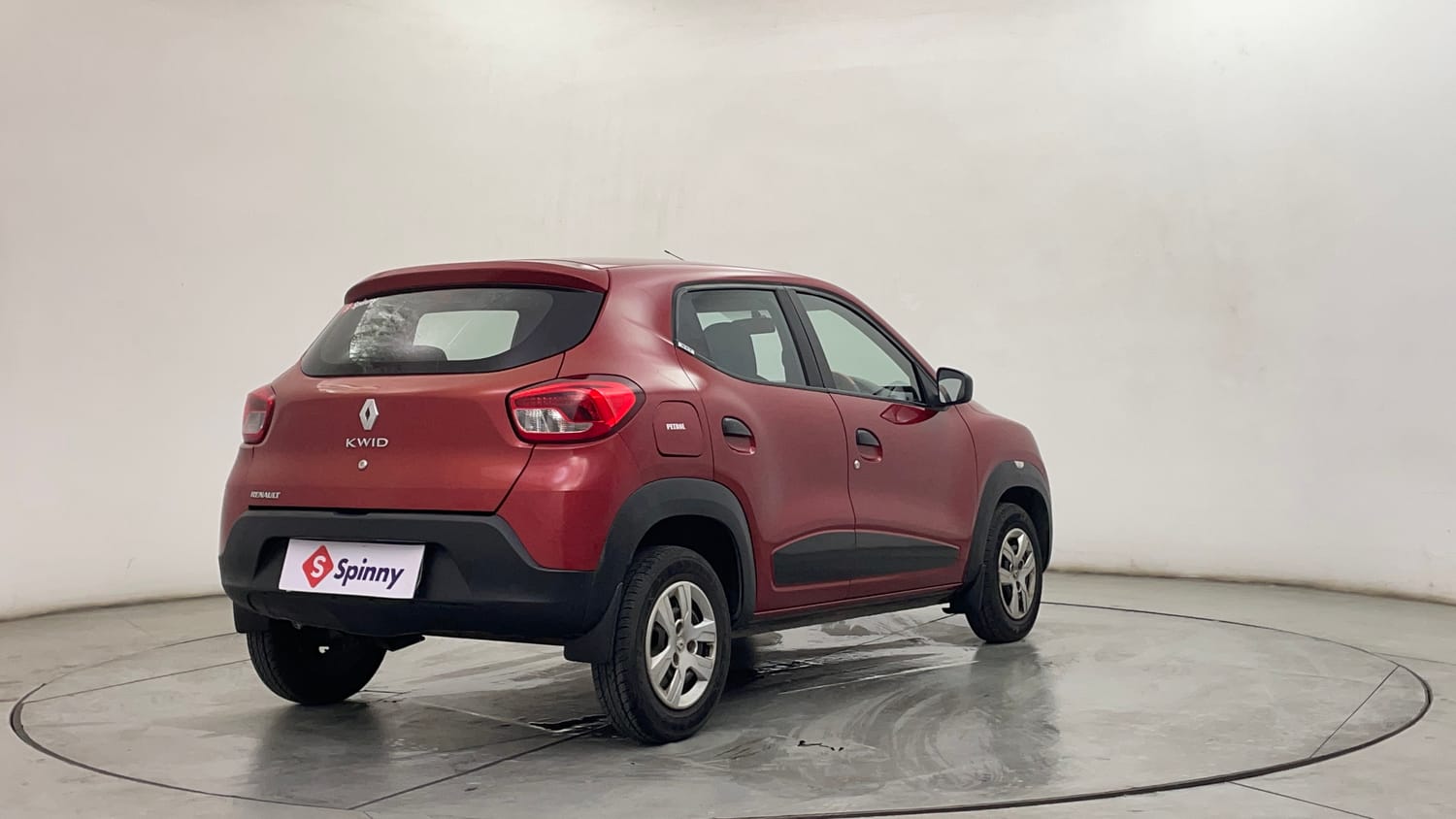 Used 2016 Renault Kwid RXT Petrol Manual exterior RIGHT REAR CORNER VIEW