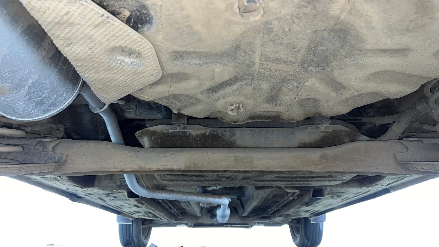 Used 2023 Renault Kiger RXT MT Petrol Manual extra REAR UNDERBODY VIEW (TAKEN FROM REAR)
