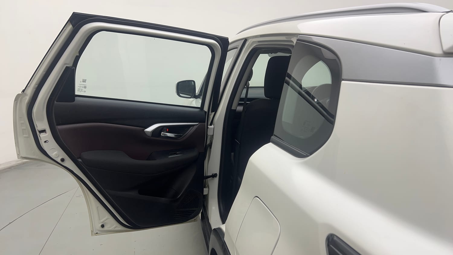 Used 2025 Maruti Suzuki Grand Vitara Delta CNG Cng Manual interior LEFT REAR DOOR OPEN VIEW