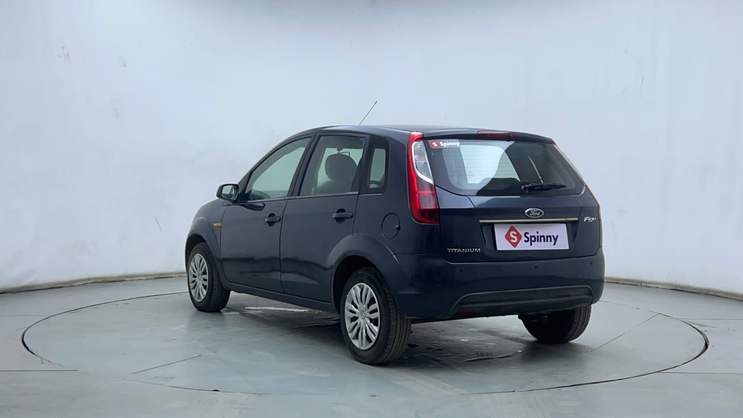 Used 2011 Ford Figo Duratec Petrol Titanium 1.2 Petrol Manual exterior LEFT REAR CORNER VIEW