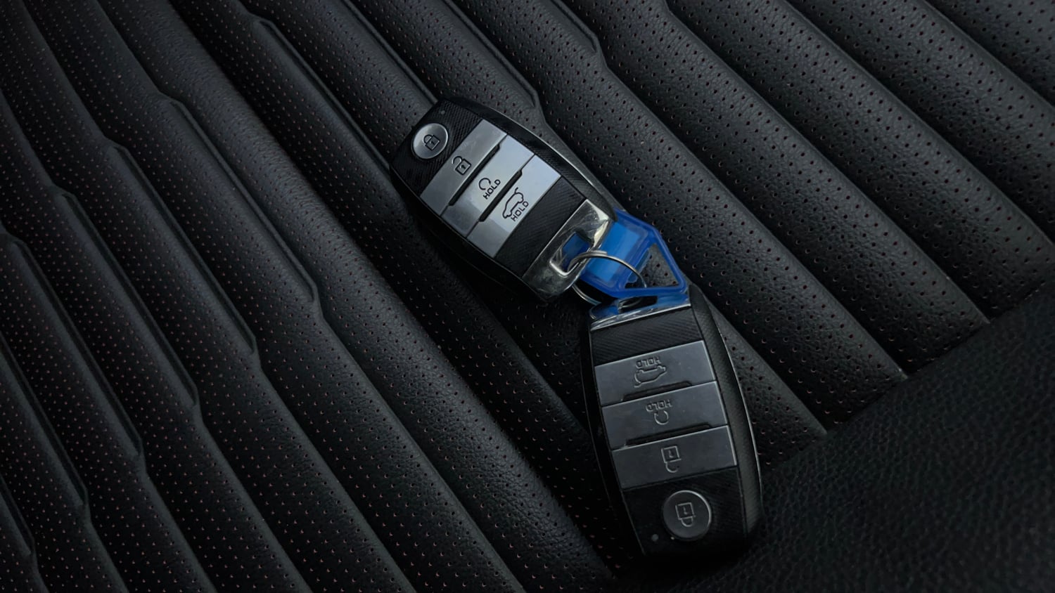 Used 2022 Kia Sonet GTX Plus 1.5 AT Diesel Automatic extra CAR KEY VIEW