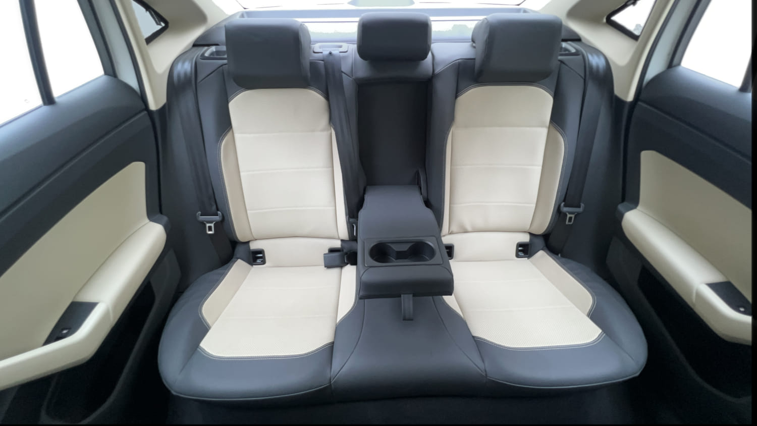 Used 2022 Volkswagen Virtus Topline 1.0 TSI AT Petrol Automatic interior REAR SEAT CONDITION VIEW