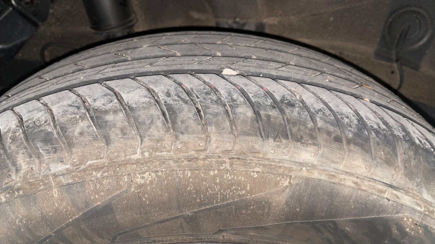 Used 2026 Hyundai Venue 1.2 Kappa Petrol MT HX 5+ Petrol Manual tyres RIGHT REAR TYRE TREAD VIEW