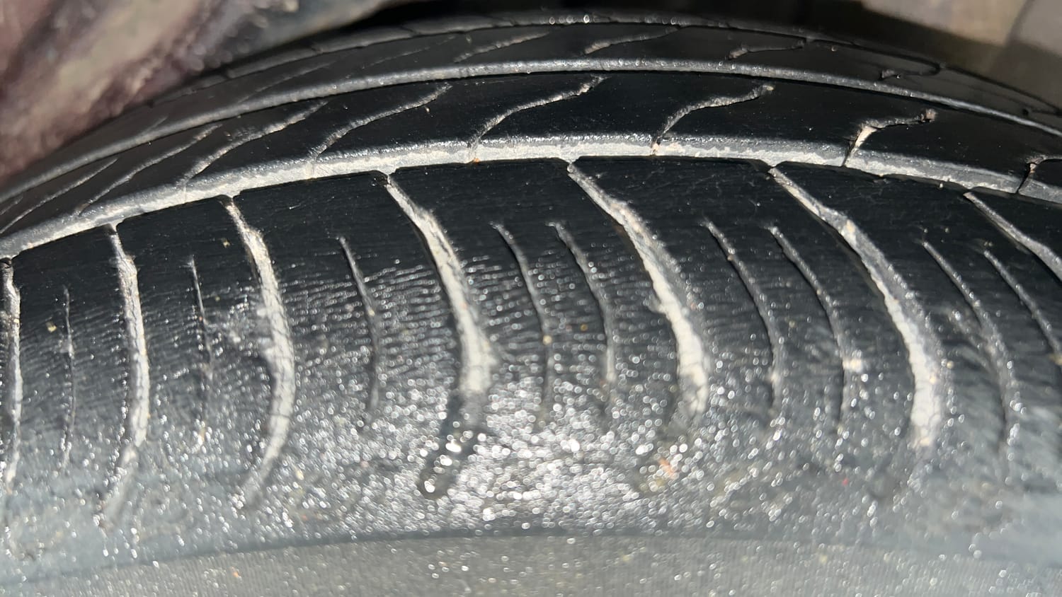 Used 2014 Honda Amaze 1.2 S i-VTEC Petrol Manual tyres LEFT REAR TYRE TREAD VIEW