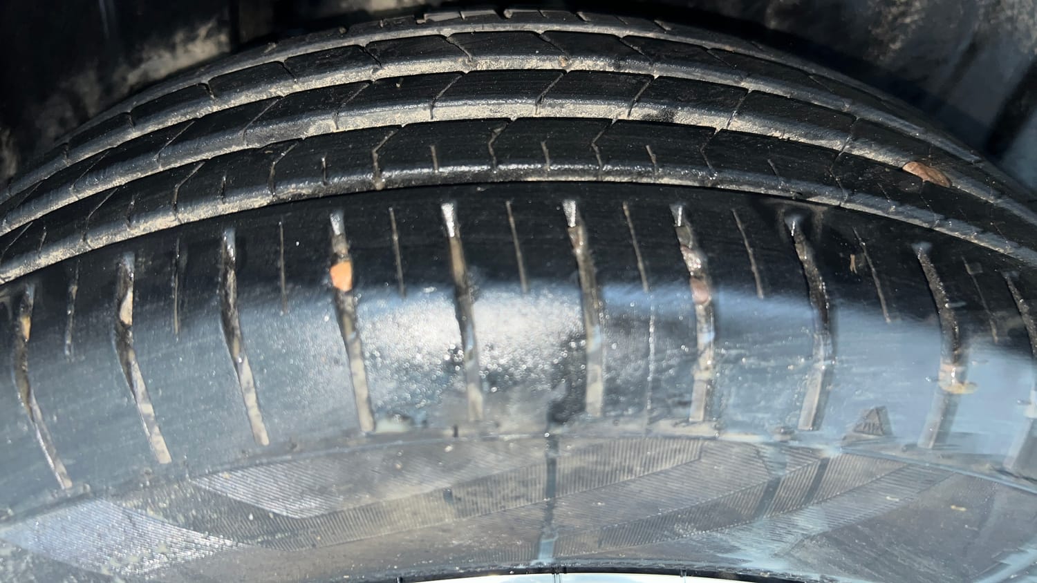 Used 2025 Maruti Suzuki Baleno Sigma MT Petrol Manual tyres RIGHT REAR TYRE TREAD VIEW