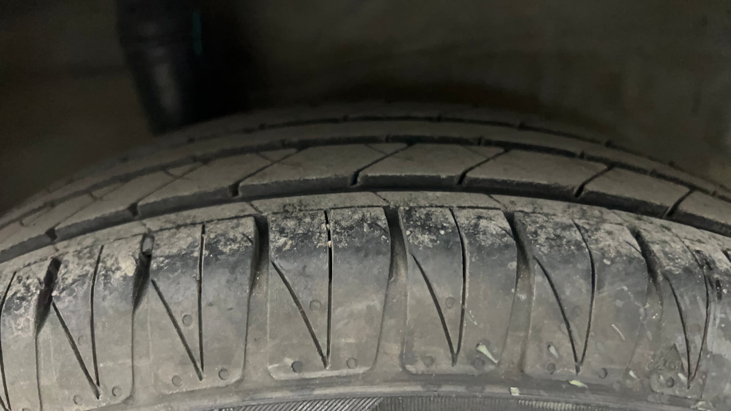 Used 2018 Honda Amaze 1.2 VX MT Petrol Petrol Manual tyres RIGHT REAR TYRE TREAD VIEW