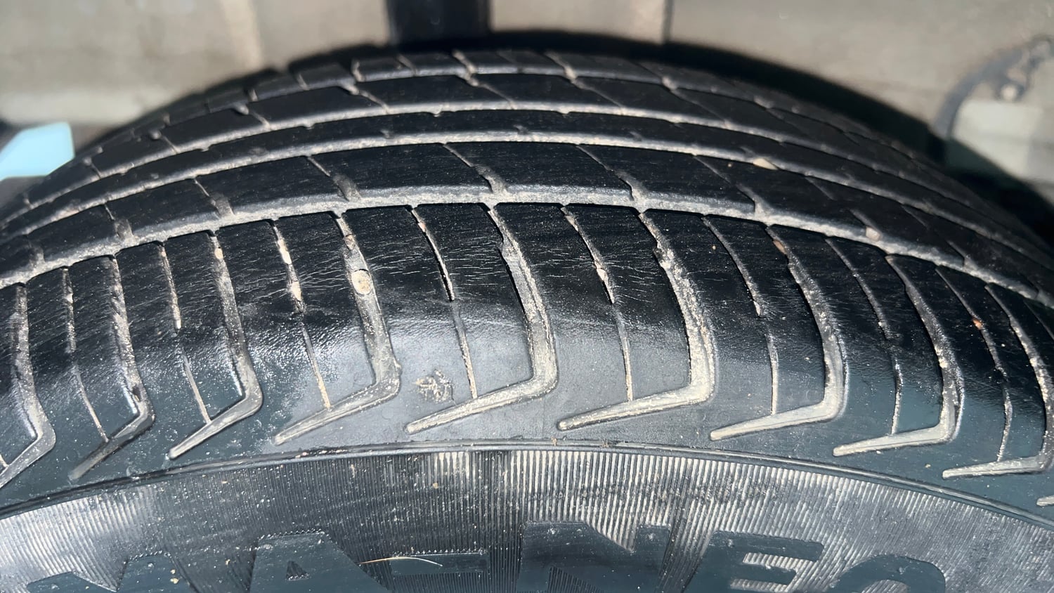 Used 2023 Tata Tiago XE Petrol Manual tyres RIGHT REAR TYRE TREAD VIEW