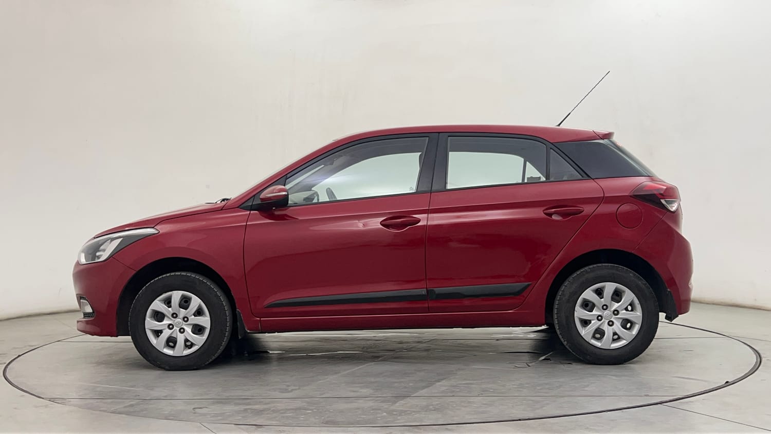 Used 2016 Hyundai Elite i20 Sportz 1.2 Petrol Manual exterior LEFT SIDE VIEW