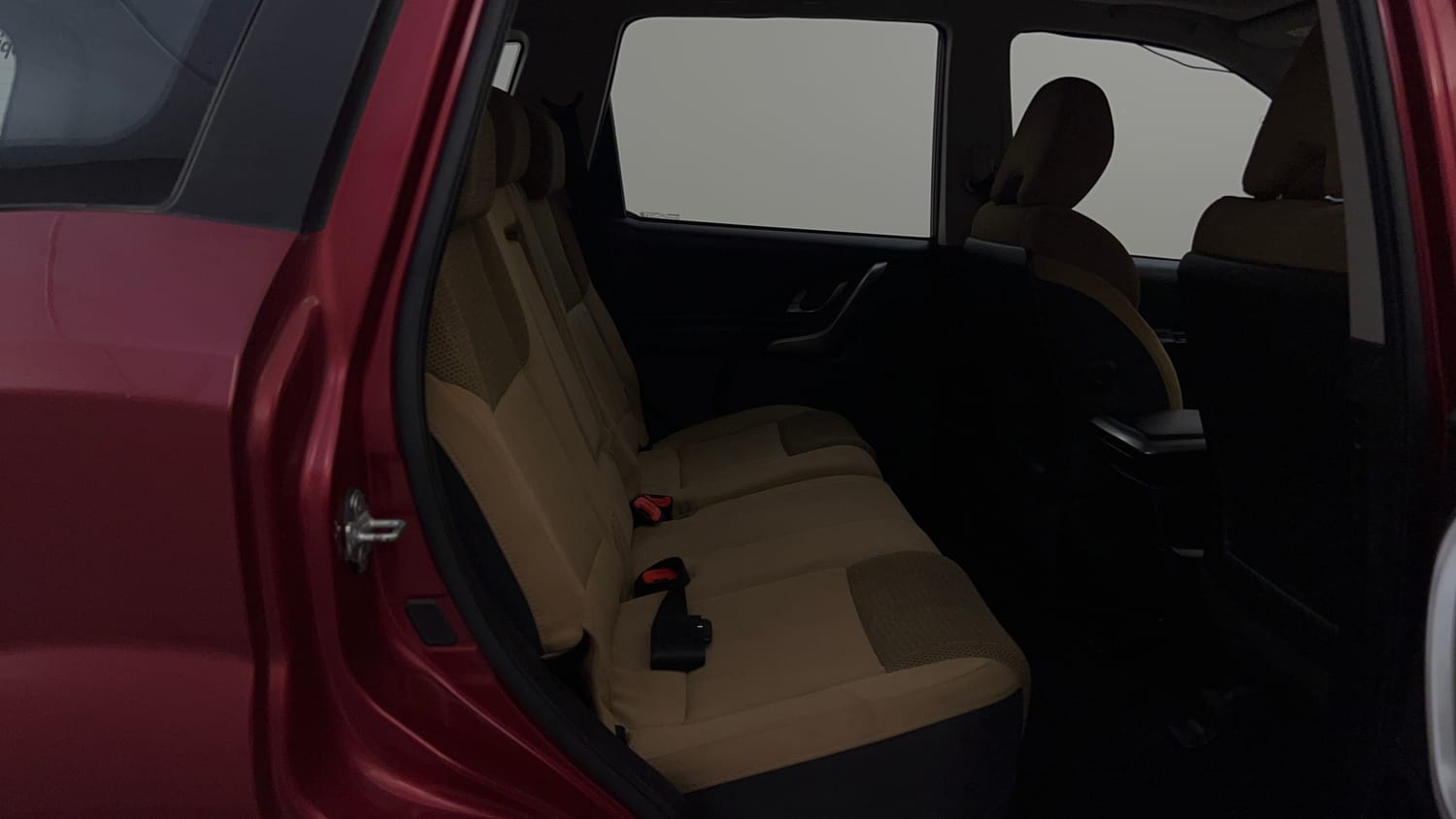 Used 2019 Mahindra XUV500 W9 AT Diesel Automatic interior RIGHT SIDE REAR DOOR CABIN VIEW