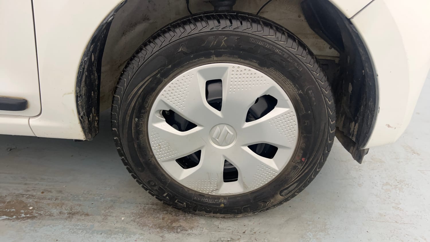 Used 2023 Maruti Suzuki Alto K10 VXi Plus Petrol Manual tyres RIGHT FRONT TYRE RIM VIEW