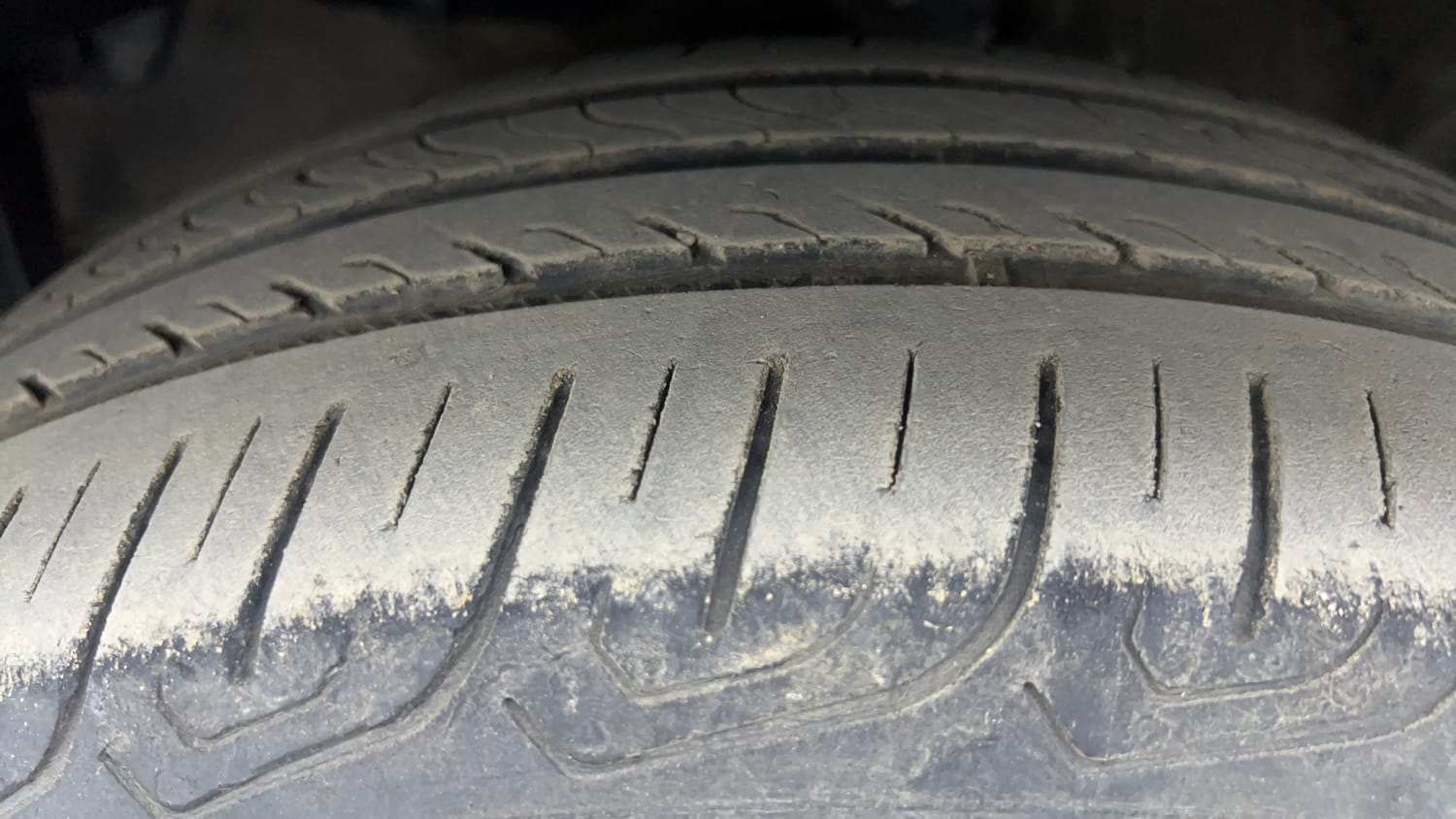 Used 2016 Honda City S Diesel Diesel Manual tyres LEFT FRONT TYRE TREAD VIEW