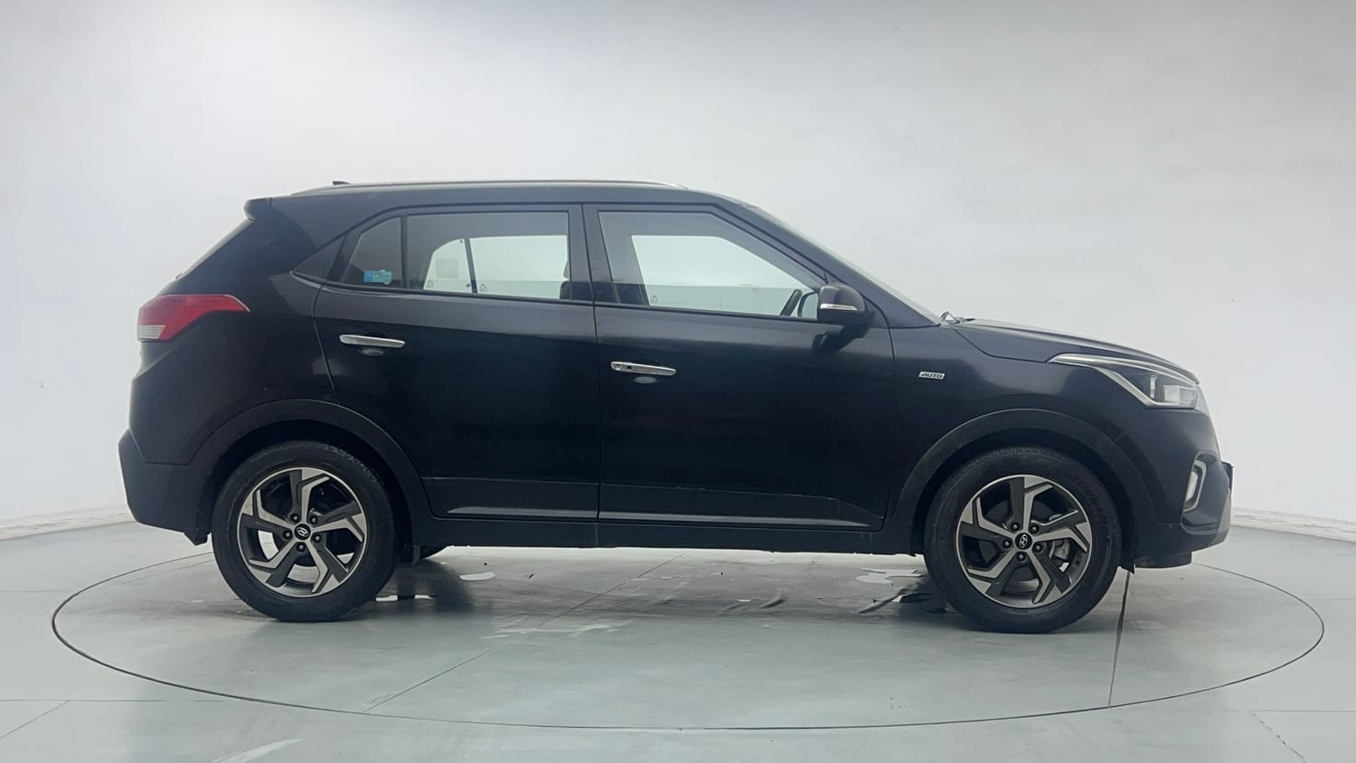 Used 2018 Hyundai Creta SX 1.6 AT Petrol Petrol Automatic exterior RIGHT SIDE VIEW