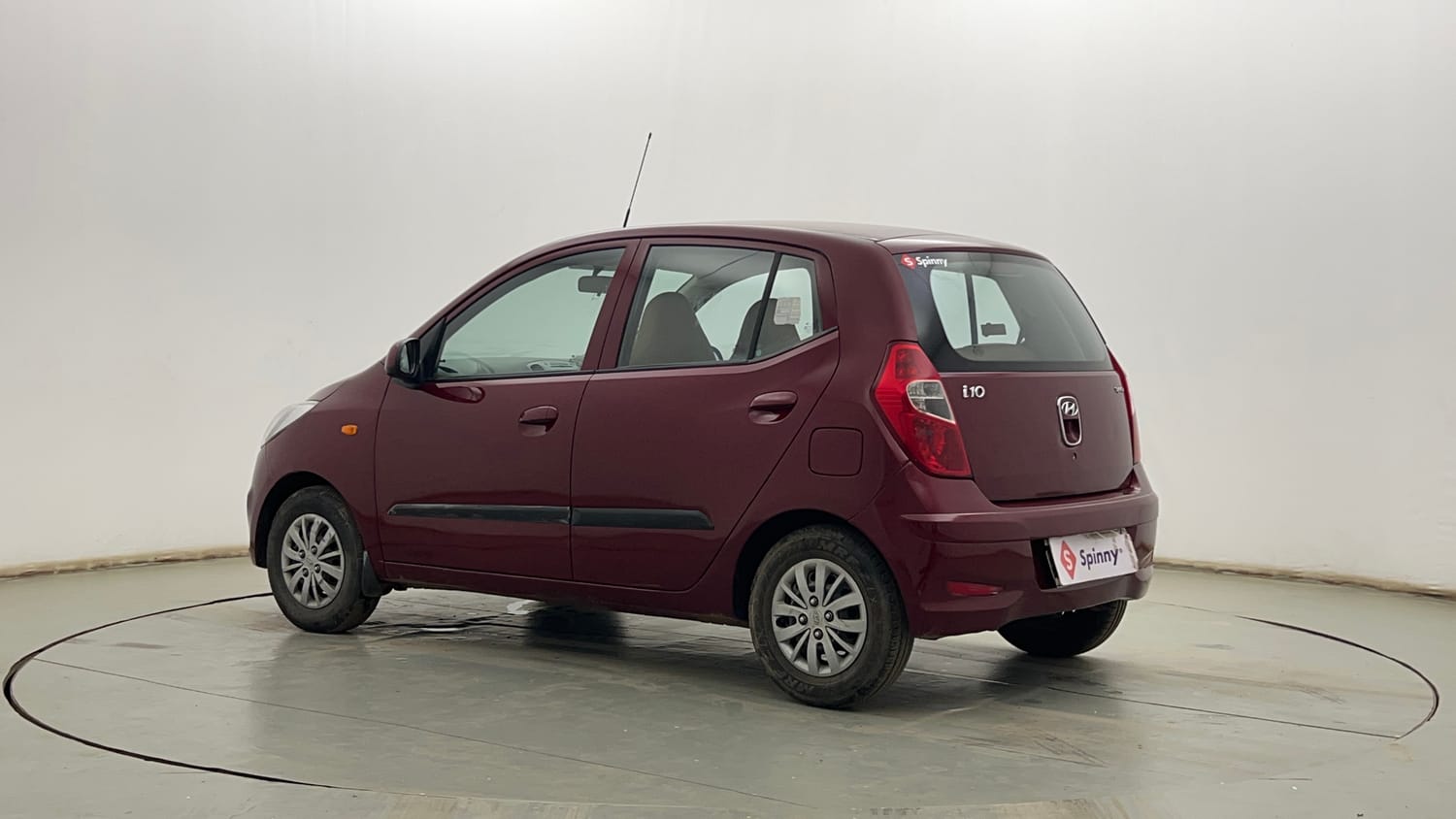 Used 2016 Hyundai i10 Sportz 1.1 iRDE2 Petrol Manual exterior LEFT REAR CORNER VIEW