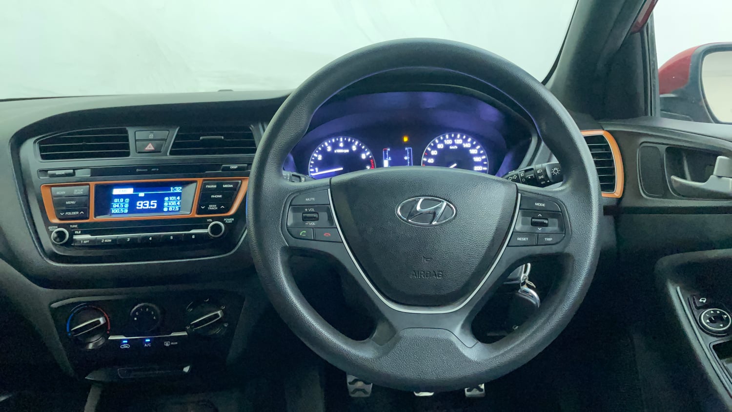 Used 2016 Hyundai i20 Active 1.2 S Petrol Manual interior STEERING VIEW
