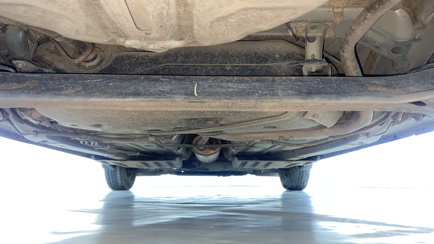 Used 2023 Maruti Suzuki Swift VXi AMT Petrol Automatic extra REAR UNDERBODY VIEW (TAKEN FROM REAR)