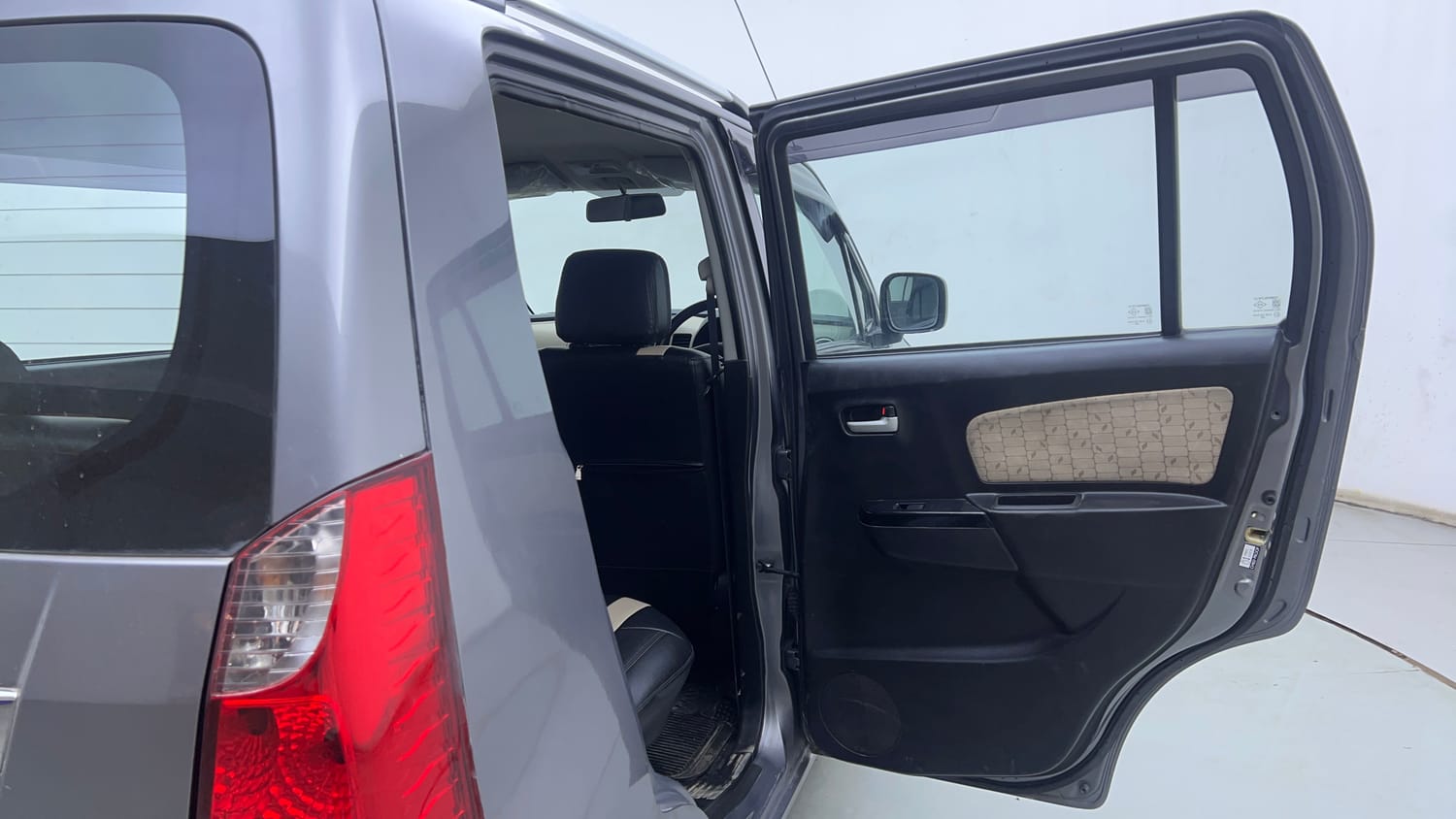 Used 2017 Maruti Suzuki Wagon R VXI Petrol Manual interior RIGHT REAR DOOR OPEN VIEW