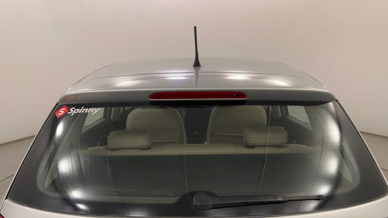 Used 2015 Volkswagen Polo Comfortline 1.2L (P) Petrol Manual exterior BACK WINDSHIELD VIEW