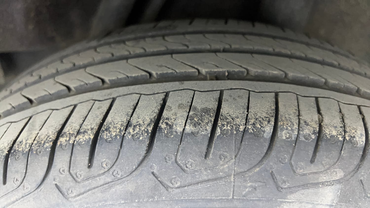 Used 2016 Honda City S Diesel Diesel Manual tyres LEFT REAR TYRE TREAD VIEW