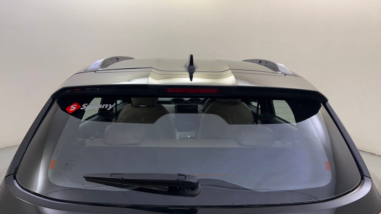 Used 2024 Nissan Magnite XL AMT Petrol Automatic top_features Rear defogger