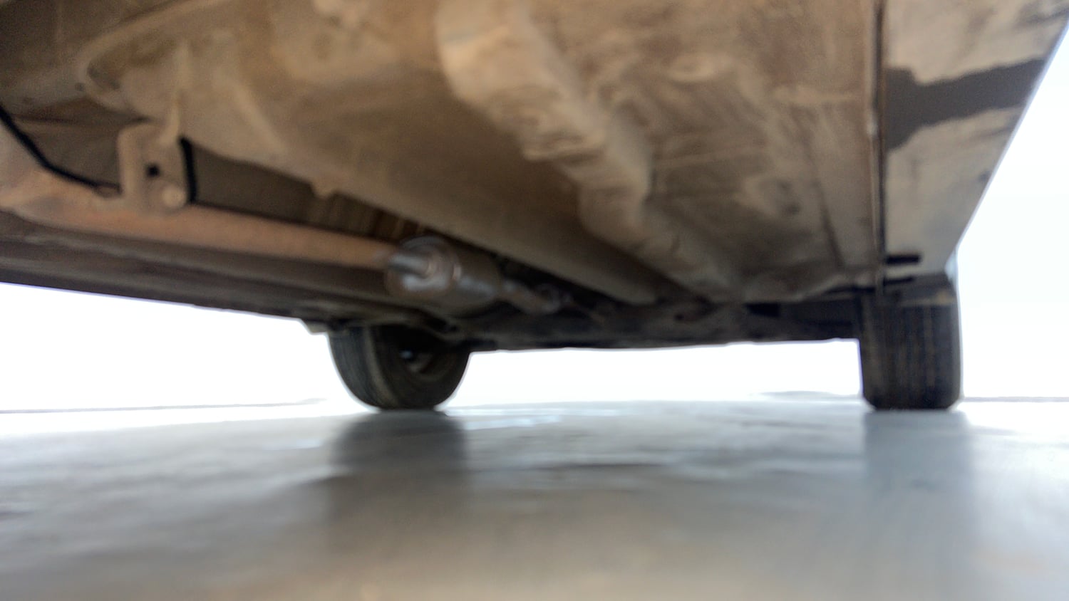 Used 2018 Hyundai Creta SX Plus 1.6 AT Petrol Petrol Automatic extra REAR RIGHT UNDERBODY VIEW