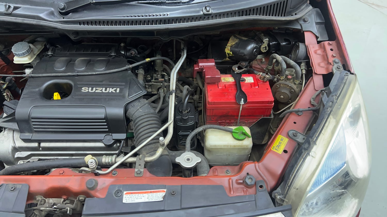 Used 2012 Maruti Suzuki Wagon R 1.0 LXi CNG Cng Manual engine ENGINE LEFT SIDE VIEW