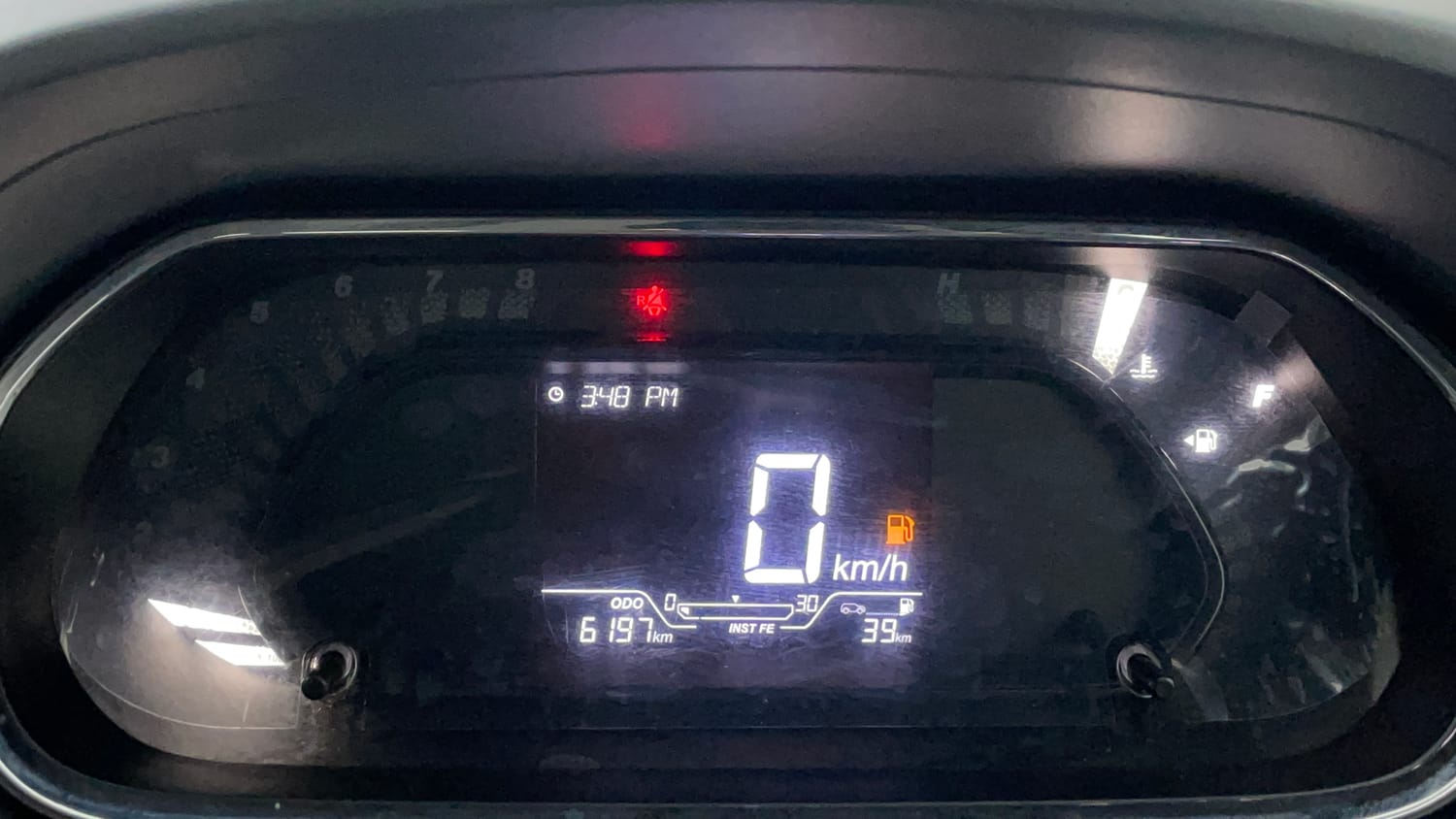 Used 2025 Tata Tiago XT Petrol Manual interior CLUSTERMETER VIEW