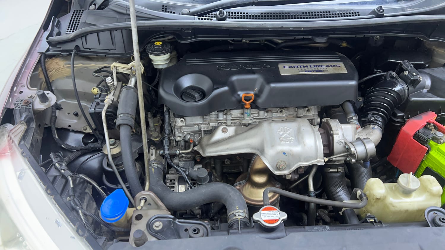 Used 2016 Honda City S Diesel Diesel Manual engine ENGINE RIGHT SIDE VIEW