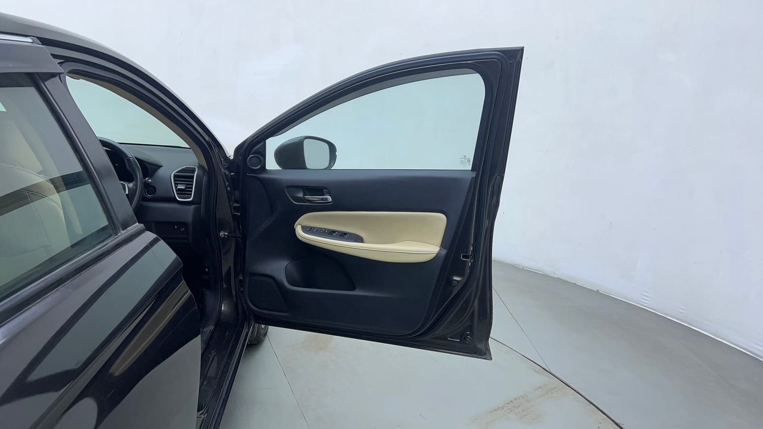 Used 2021 Honda City ZX CVT Petrol Petrol Automatic interior RIGHT FRONT DOOR OPEN VIEW