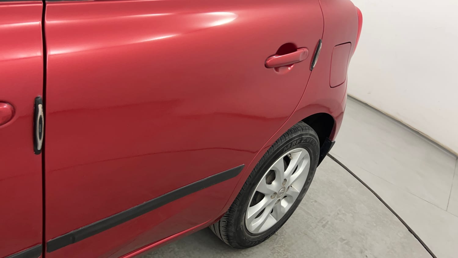 Used 2015 Nissan Micra XV CVT Petrol Automatic dents MINOR SCRATCH